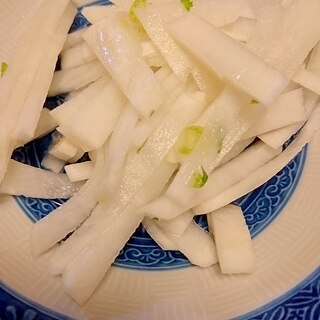 【サラダ料理】大根と大根葉のレモン酢